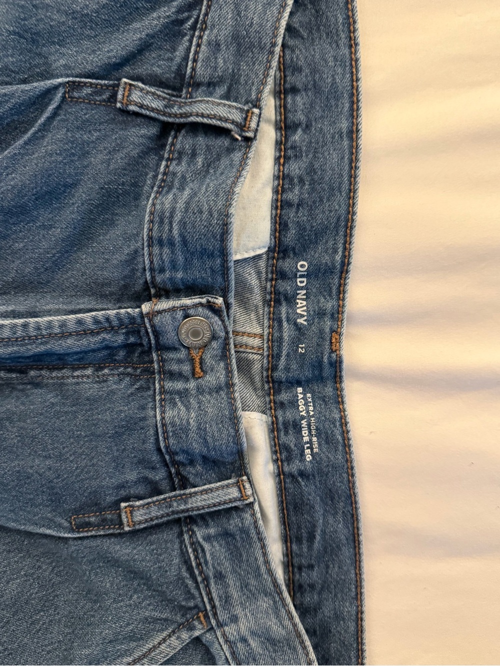 Old Navy Women’s Medium Blue Wide Leg Jeans